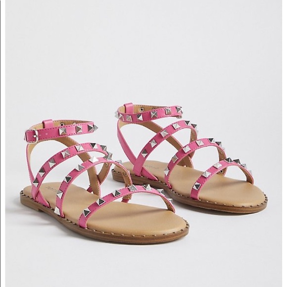torrid Shoes - BNWT TORRID 10.5 STUDDED PINK SANDALS